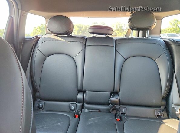 WMZYT5C58K3E63944 2019 MINI COOPER Gray Rear seats view