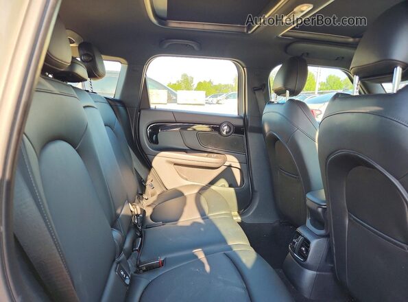 WMZYT5C58K3E63944 2019 MINI COOPER Gray Rear interior view