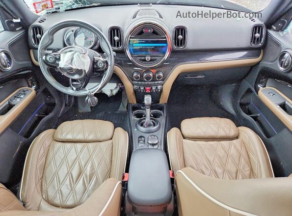 WMZYT5C59K3J88548 2019 MINI COOPER Green Вид панелі приладів