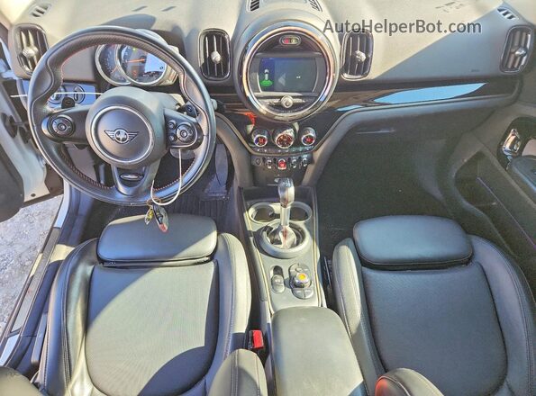 WMZYT5C59K3J88677 2019 MINI COOPER White Widok deski rozdzielczej