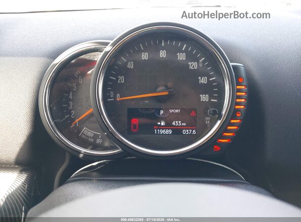 WMZYV5C31H3E02159 2017 MINI COUNTRYMAN Green Вид задніх сидінь