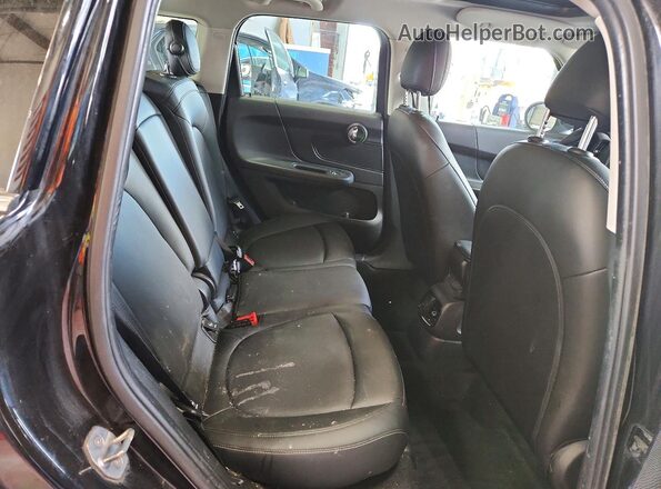 WMZYW5C06L3L15219 2020 MINI COOPER Black Սալոնի հետևի տեսք