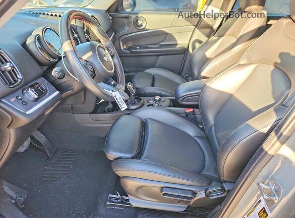 WMZYW7C01L3L86243 2020 MINI COOPER Gray Front interior view