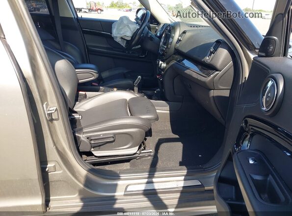 WMZYW7C08L3L87258 2020 MINI COUNTRYMAN Серебряный Вид салона спереди