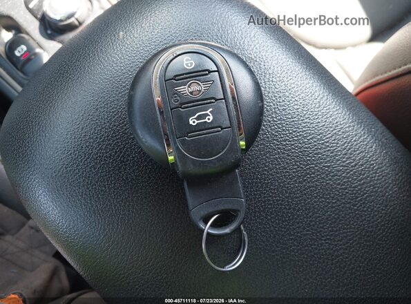 WMZYW7C08L3L87258 2020 MINI COUNTRYMAN Серебряный Вид панели приборов