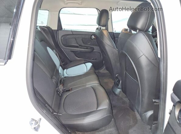 WMZYX1C08L3L80868 2020 MINI COOPER White Вид задніх сидінь