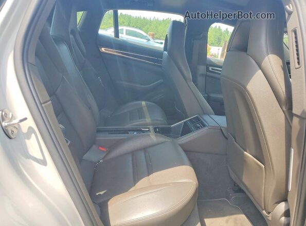 WP0AA2A71HL102782 2017 PORSCHE PANAMERA Silver Vista de los asientos traseros