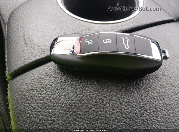 WP0AA2A72GL001734 2016 PORSCHE PANAMERA Silver Widok deski rozdzielczej