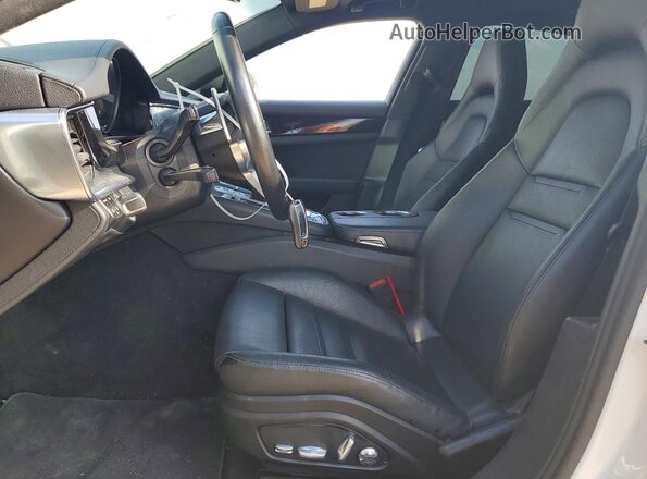 WP0AA2A72KL100515 2019 PORSCHE PANAMERA Белый Вид салона спереди