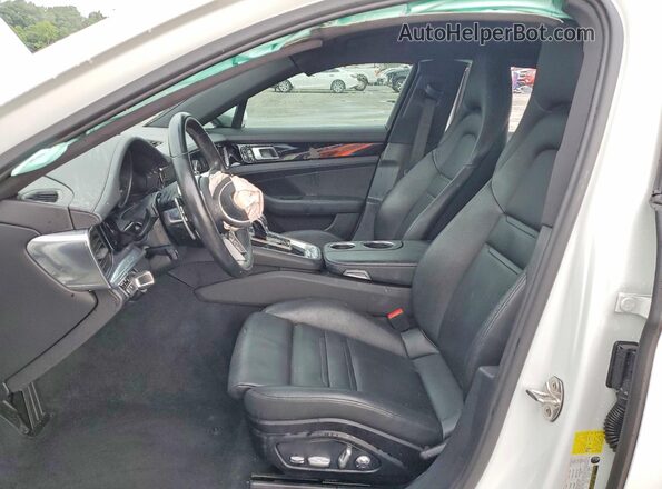 WP0AA2A76LL103239 2020 PORSCHE PANAMERA White Vista interior delantera