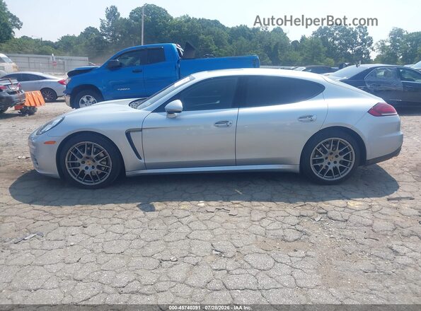 WP0AA2A77GL007562 2016 PORSCHE PANAMERA Серебряный Панорамный вид салона 360°