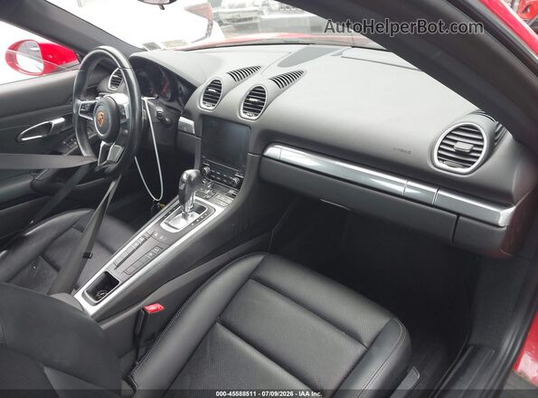 WP0AA2A82JK260746 2018 PORSCHE CAYMAN Красный Вид салона спереди