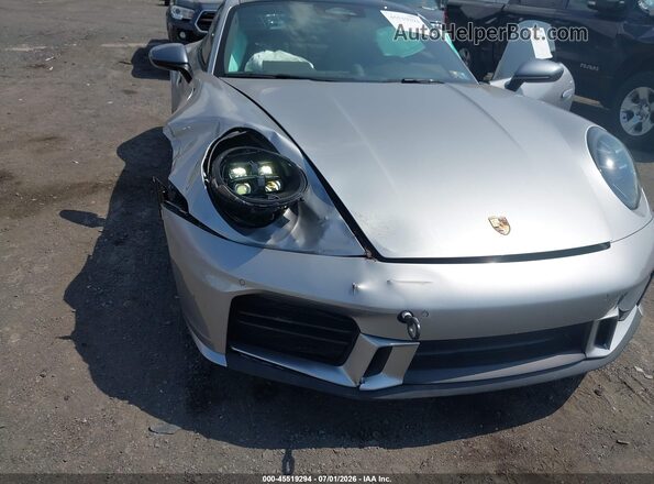 WP0AA2A90TS206843 2026 PORSCHE 911 Серебряный Вид спереди
