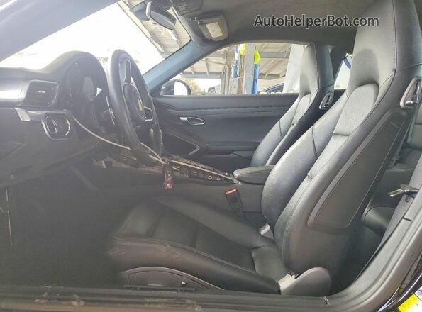 WP0AA2A91HS108315 2017 PORSCHE 911 Black Widok wnętrza z przodu