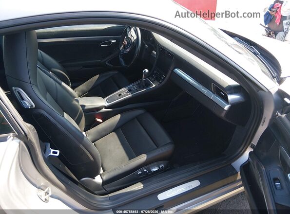 WP0AA2A92HS107089 2017 PORSCHE 911 Silver წინა სალონის ხედი