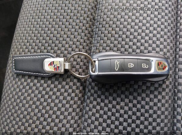 WP0AA2A93LS206092 2020 PORSCHE 911 Gray Dashboard view