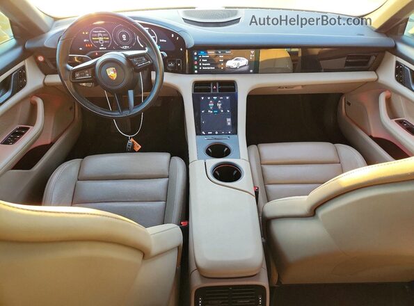 WP0AA2Y11MSA13430 2021 PORSCHE TAYCAN White Dashboard view