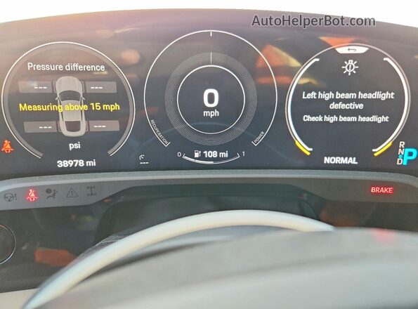WP0AA2Y11MSA13430 2021 PORSCHE TAYCAN White Instrument cluster view