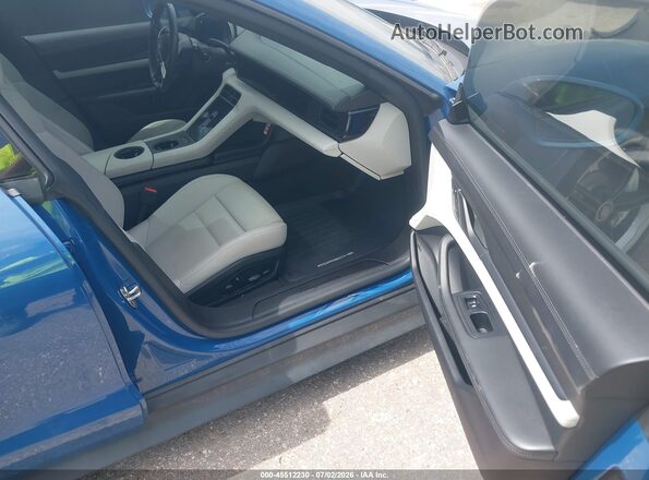 WP0AA2Y12NSA10814 2022 PORSCHE TAYCAN Blue Вид салону спереду