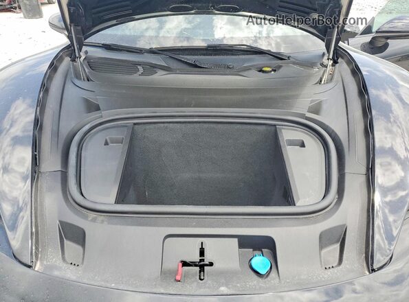 WP0AA2Y19NSA12219 2022 PORSCHE TAYCAN Black Rear interior view
