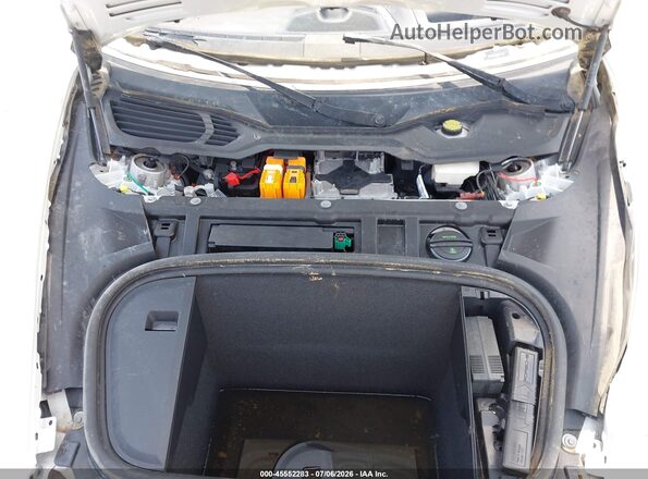 WP0AA2Y19RSA11304 2024 PORSCHE TAYCAN White Vista trasera
