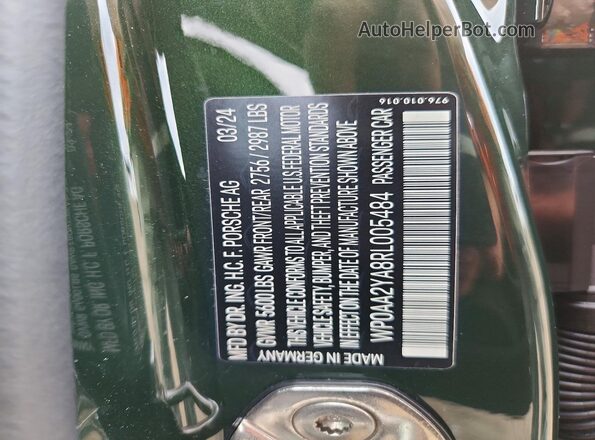 WP0AA2YA8RL005484 2024 PORSCHE PANAMERA Green ძრავის განყოფილების ხედი