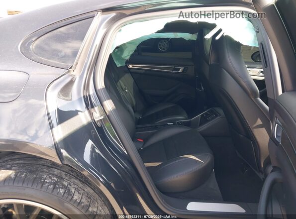 WP0AB2A71HL122298 2017 PORSCHE PANAMERA Black VIN կոդի պիտակի տեսք