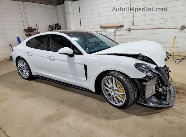 WP0AB2A73KL128112 2019 PORSCHE PANAMERA White Delantero derecho