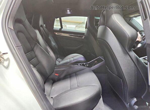 WP0AB2A73KL128112 2019 PORSCHE PANAMERA White Vista de los asientos traseros