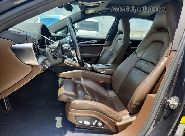 WP0AB2A7XJL134889 2018 PORSCHE PANAMERA Gray Front interior view