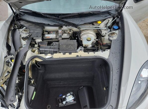 WP0AB2A8XJS278568 2018 PORSCHE CAYMAN Silver Rear interior view
