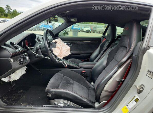 WP0AB2A8XJS278568 2018 PORSCHE CAYMAN Silver Front interior view