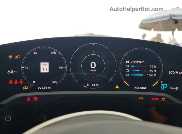 WP0AB2Y13PSA35902 2023 PORSCHE TAYCAN Gray Widok zestawu wskaźników
