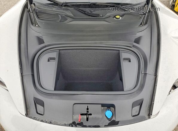 WP0AB2Y13PSA35902 2023 PORSCHE TAYCAN Gray Widok wnętrza z tyłu