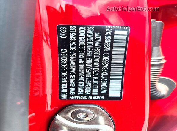 WP0AB2Y1XRSA35303 2024 PORSCHE TAYCAN Красный Вид подкапотного пространства