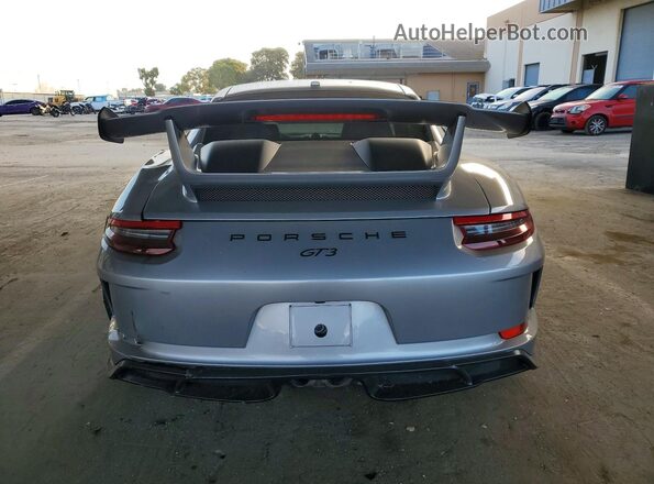 WP0AC2A93JS175918 2018 PORSCHE 911 Silver უკანა ხედი
