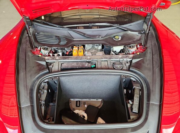 WP0AC2Y17LSA72135 2020 PORSCHE TAYCAN Red Vista interior trasera