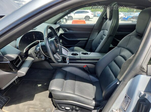WP0AC2Y18LSA71897 2020 PORSCHE TAYCAN Серебряный Вид салона спереди