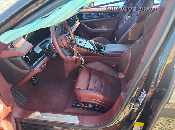 WP0AC2YA0SL060561 2025 PORSCHE PANAMERA Угольный Вид салона спереди