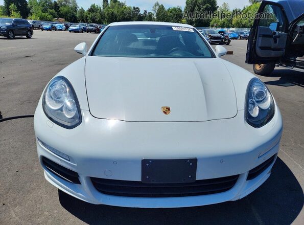 WP0AD2A75GL041314 2016 PORSCHE PANAMERA White Front view