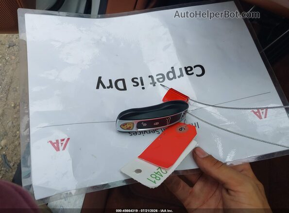 WP0AE2A72JL129130 2018 PORSCHE PANAMERA White Вид панелі приладів