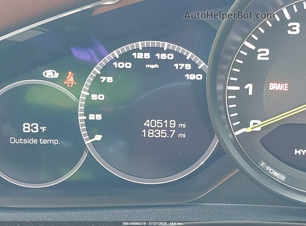 WP0AE2A72JL129130 2018 PORSCHE PANAMERA White Вид задньої частини салону