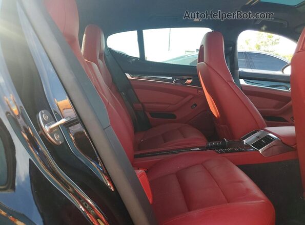 WP0AF2A7XGL080992 2016 PORSCHE PANAMERA Black Հետևի նստատեղերի տեսք