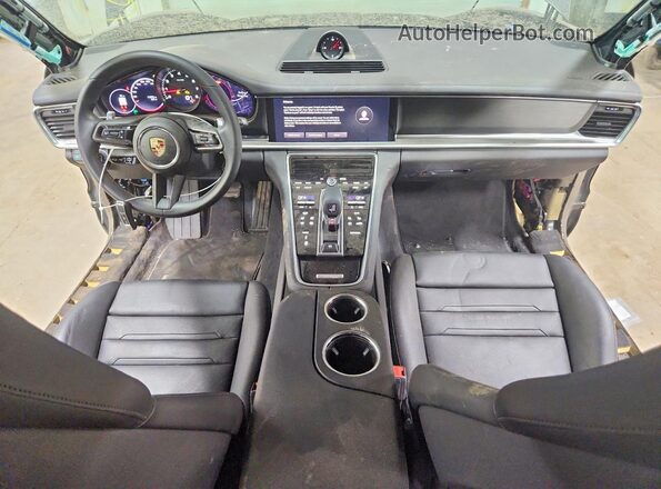 WP0AJ2A74PL103200 2023 PORSCHE PANAMERA Charcoal Widok deski rozdzielczej