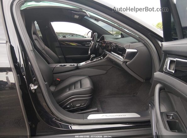 WP0AJ2A78PL102065 2023 PORSCHE PANAMERA Черный Вид салона спереди