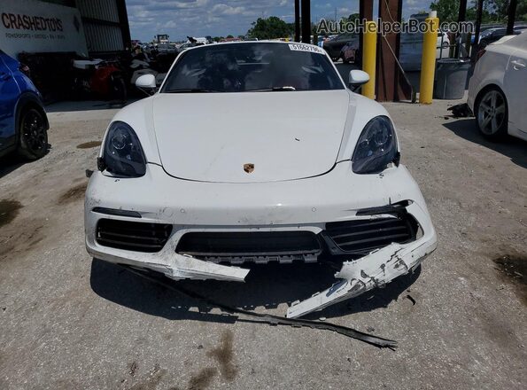WP0CA2A88HS220979 2017 PORSCHE BOXSTER White Front view