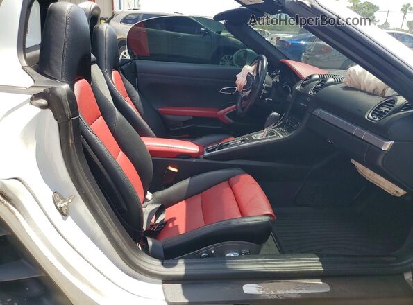 WP0CA2A88HS220979 2017 PORSCHE BOXSTER White Rear seats view