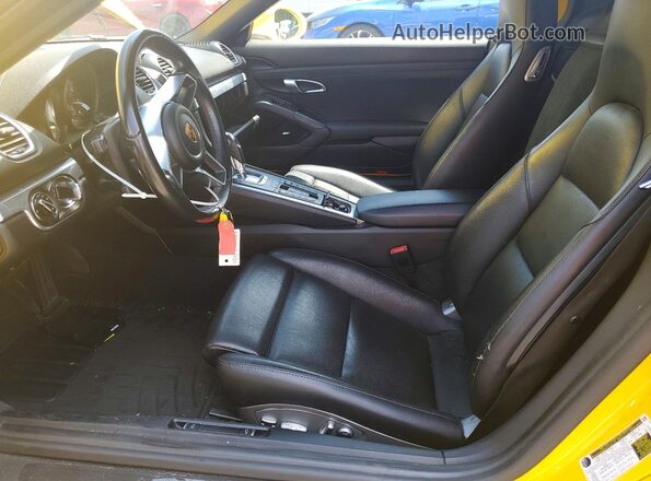 WP0CA2A89JS211116 2018 PORSCHE BOXSTER Желтый Вид салона спереди