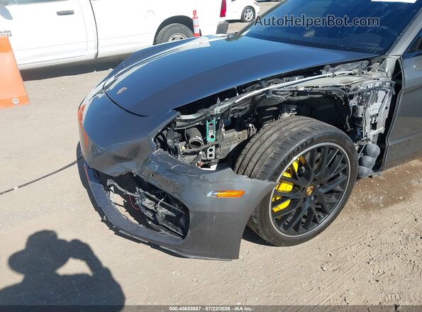 WP0CF2A75JL195886 2018 PORSCHE PANAMERA Gray Вид спереду