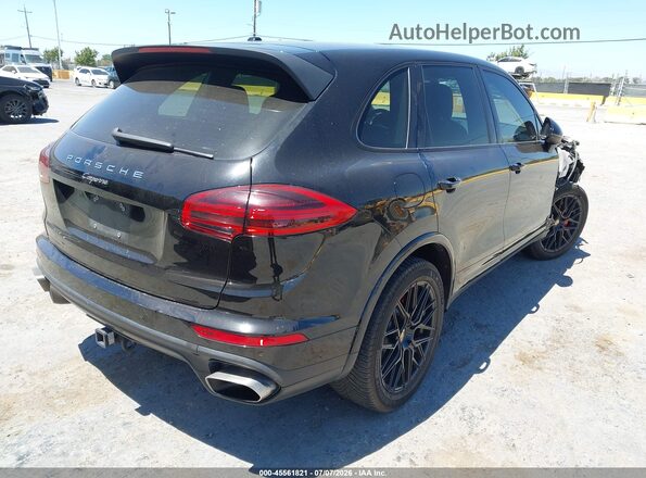 WP1AA2A20HKA80606 2017 PORSCHE CAYENNE Черный Задняя правая четверть
